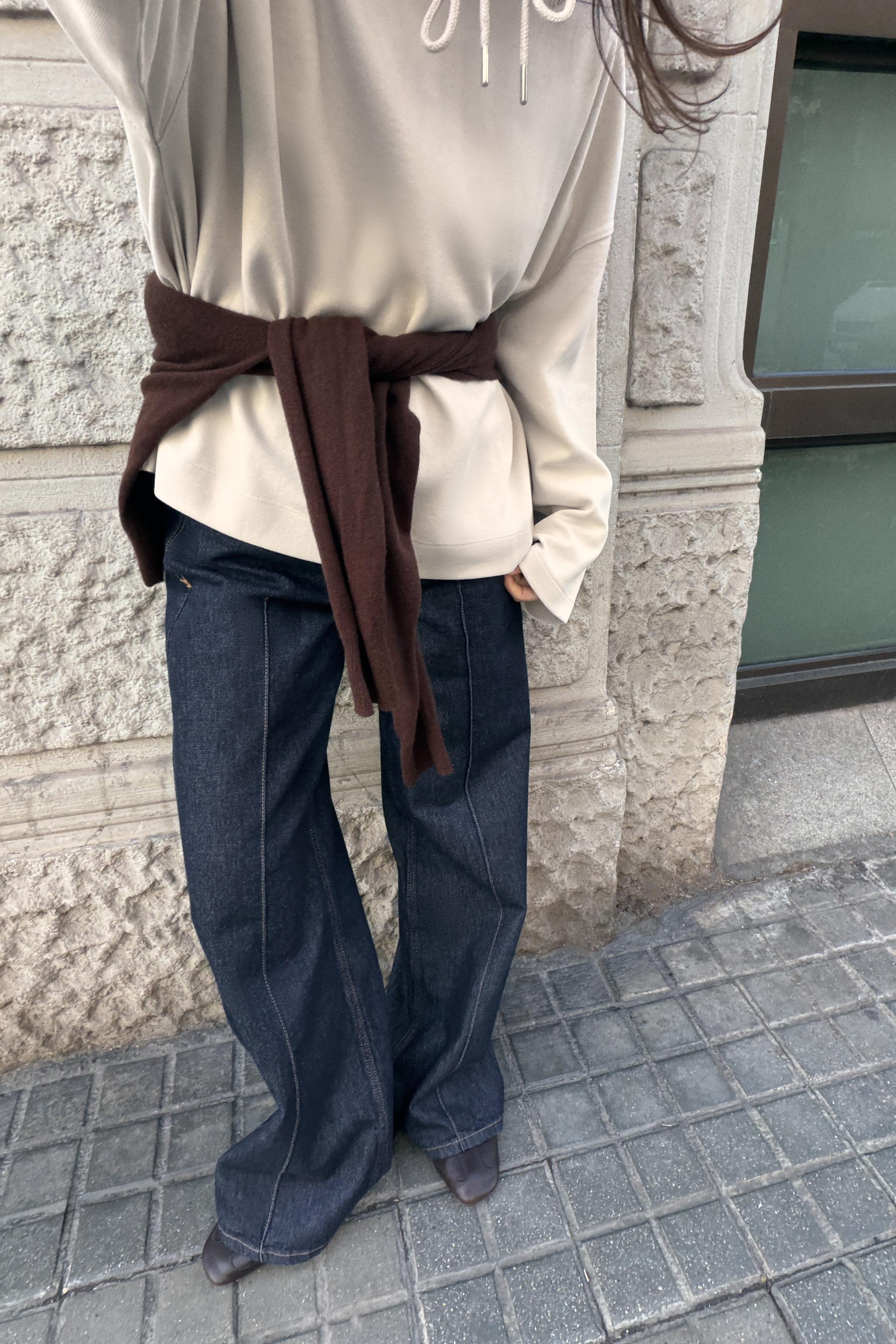 WASHED EFFECT INTERLOCK SWEATSHIRT